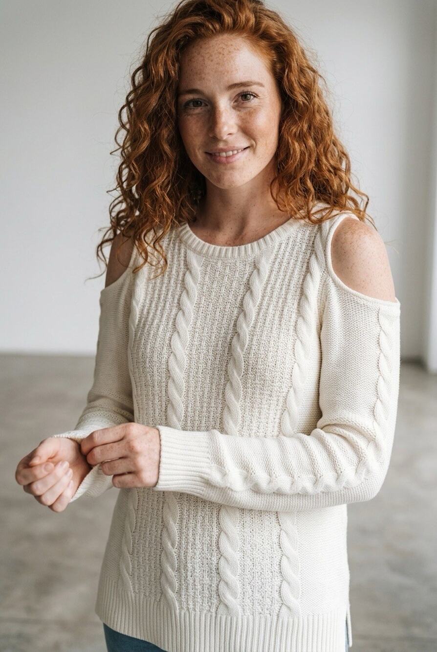 New York & Company Cold Shoulder Ivory Cable Knit Sweater Women’s Size S Comfy